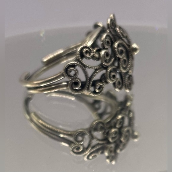 3 for $30 Beautiful Silver Tone Filigree Ring Size 8 - Picture 10 of 10
